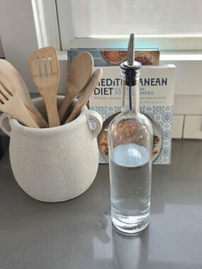 Glass Oil & Vinegar Dispenser Bottle Large 13” Pourer W Sppout